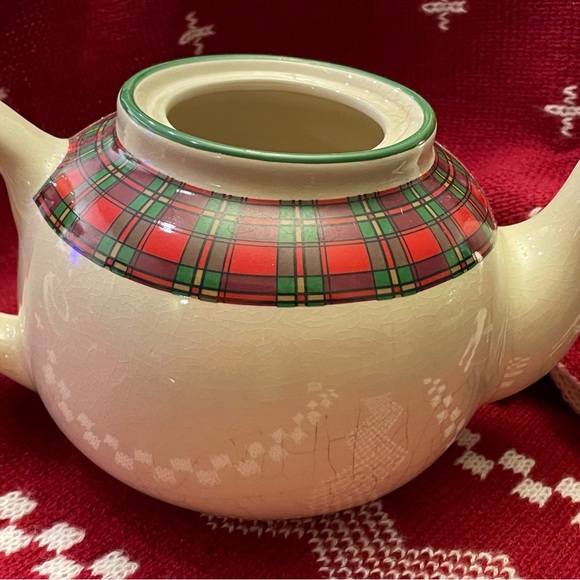 Cracker Barrel Christmas in the Woods Santa Teapot Collectors Item - Picture 8 of 9